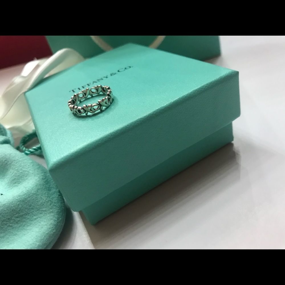 Tiffany XO ring. Discontinued. Size 4.5